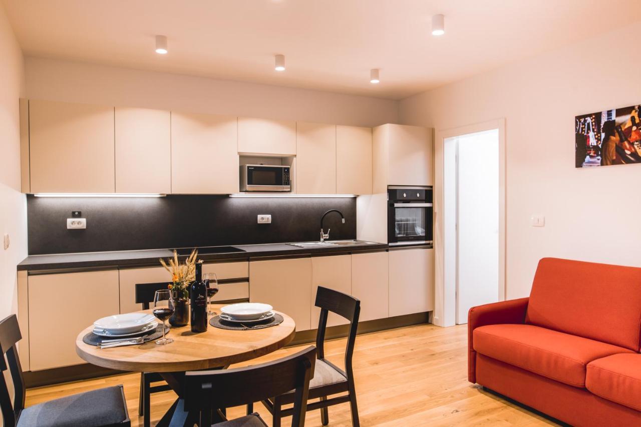 Vina Kobal, Kobal Family Estate Apartment Stanjel Bagian luar foto